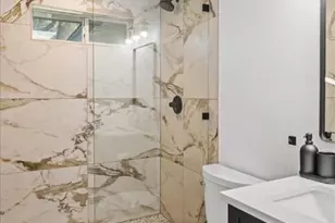 301 W Briarway Dr, Granite Shoals, TX 78654 - Photo 9