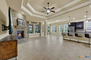 509 Moonlight Cir, New Braunfels, TX 78132 - Photo 15