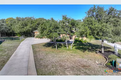 509 Moonlight Circle, New Braunfels, TX 78132 - Photo 37