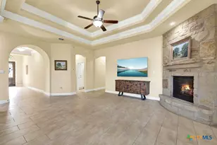 509 Moonlight Cir, New Braunfels, TX 78132 - Photo 5