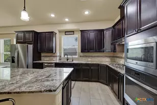 509 Moonlight Cir, New Braunfels, TX 78132 - Photo 23