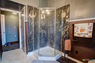 116 S Ave, Shiner, TX 77984 - Photo 21