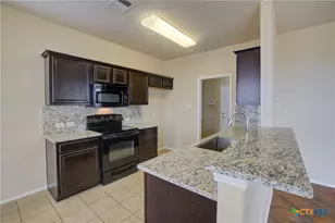 525 Tom Kemp Dr, New Braunfels, TX 78130 - Photo 9