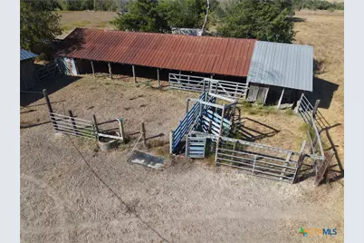 2944 State Highway 111, Yoakum, TX 77995 - Photo 17