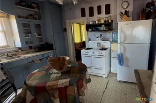 2944 State Hwy 111, Yoakum, TX 77995 - Photo 7