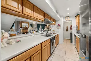 619 Strings Dr, San Antonio, TX 78216 - Photo 13