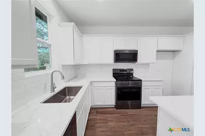 770 Buck Run Pass, Canyon Lake, TX 78133 - Photo 13