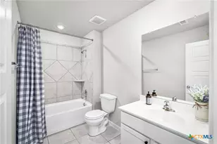 1117 Amber Lk, Seguin, TX 78155 - Photo 19