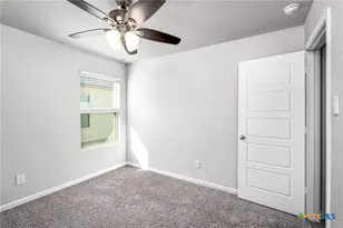 1117 Amber Lk, Seguin, TX 78155 - Photo 23