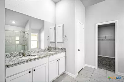 1117 Amber Lake, Seguin, TX 78155 - Photo 11