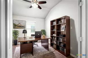 1117 Amber Lk, Seguin, TX 78155 - Photo 17