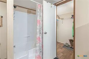 2105 FM1104, Kingsbury, TX 78638 - Photo 17