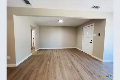 105 Nauert Street, Copperas Cove, TX 76522 - Photo 3