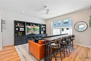 1208 N Academy Ave, New Braunfels, TX 78130 - Photo 19