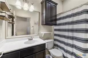 101 Sandstone Ct, Victoria, TX 77904 - Photo 21