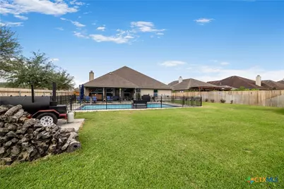 101 Sandstone Court, Victoria, TX 77904 - Photo 31