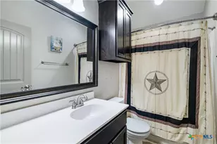 101 Sandstone Ct, Victoria, TX 77904 - Photo 19