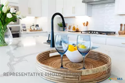 12423 Diagon Alley, San Antonio, TX 78254 - Photo 5