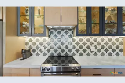 222 Losoya #202, San Antonio, TX 78205 - Photo 13