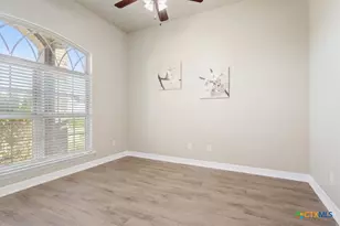 8203 Grand Oaks Ln, Killeen, TX 76542 - Photo 11