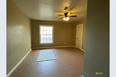 1309 La Valliere Street, Victoria, TX 77901 - Photo 3