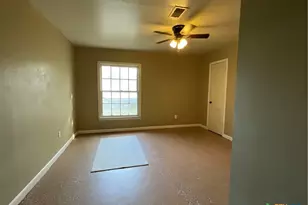 1309 La Valliere St, Victoria, TX 77901 - Photo 3