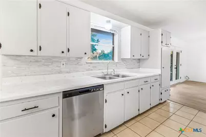 1603 E Robertson Avenue, Copperas Cove, TX 76522 - Photo 13