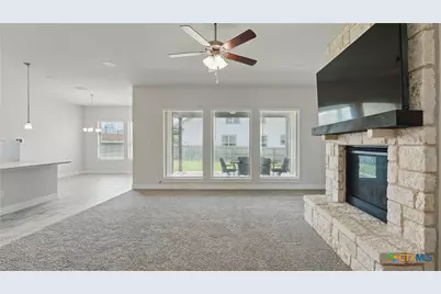 1606 Folk Victorian, New Braunfels, TX 78132 - Photo 17