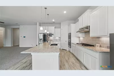 1606 Folk Victorian, New Braunfels, TX 78132 - Photo 19