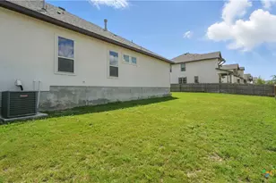 1606 Folk Victorian, New Braunfels, TX 78132 - Photo 7