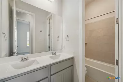 1606 Folk Victorian, New Braunfels, TX 78132 - Photo 29