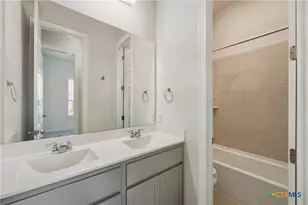 1606 Folk Victorian, New Braunfels, TX 78132 - Photo 29