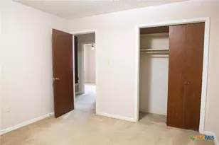 1005 Campbell St, Lampasas, TX 76550 - Photo 9