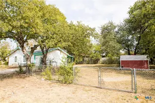 1005 Campbell St, Lampasas, TX 76550 - Photo 19