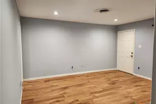 531 Westwood Dr, Port Lavaca, TX 77979 - Photo 3