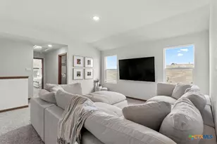 410 Kayden Pt, New Braunfels, TX 78130 - Photo 11