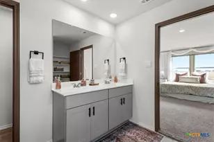 410 Kayden Pt, New Braunfels, TX 78130 - Photo 15