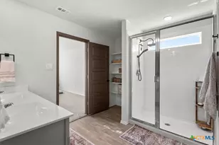 410 Kayden Pt, New Braunfels, TX 78130 - Photo 17