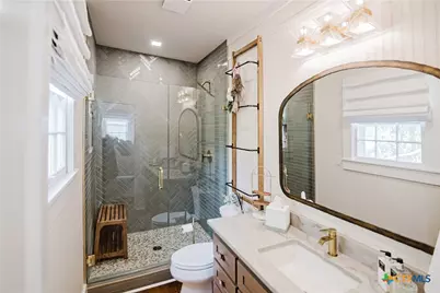 213 W Broadway Street, Cuero, TX 77954 - Photo 17