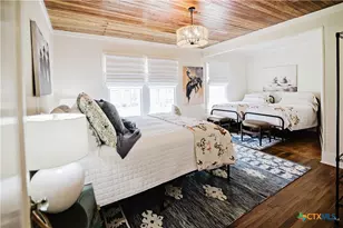 213 W Broadway St, Cuero, TX 77954 - Photo 9