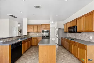 6913 Aquamarine Dr, Killeen, TX 76542 - Photo 17