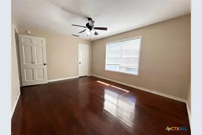 1103 S 49th Street, Temple, TX 76504 - Photo 9