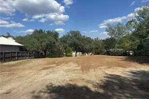 525 & 527 Cr 136A, Kingsland, TX 78639 - Photo 5