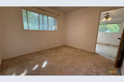 203 Longfellow Lane, Victoria, TX 77904 - Photo 19