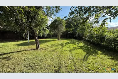 203 Longfellow Lane, Victoria, TX 77904 - Photo 27