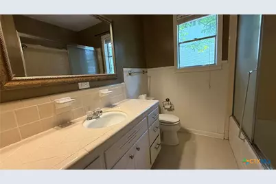 203 Longfellow Lane, Victoria, TX 77904 - Photo 23