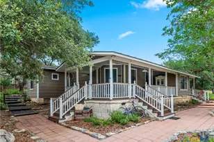 2905 Overview Dr, New Braunfels, TX 78132 - Photo 1