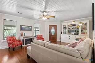 2905 Overview Dr, New Braunfels, TX 78132 - Photo 9