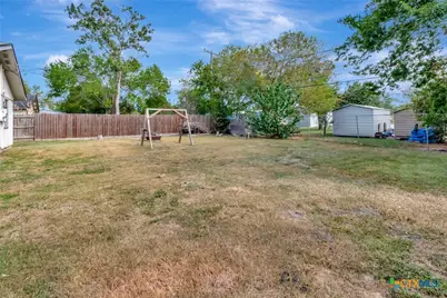 3401 Woodlawn Street, Victoria, TX 77901 - Photo 21