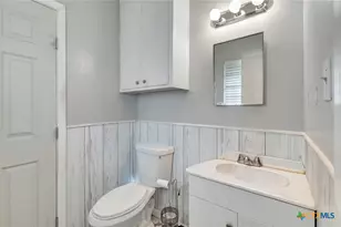 3401 Woodlawn St, Victoria, TX 77901 - Photo 17